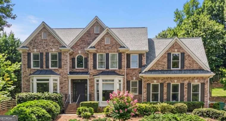 112 Grandcrest Drive