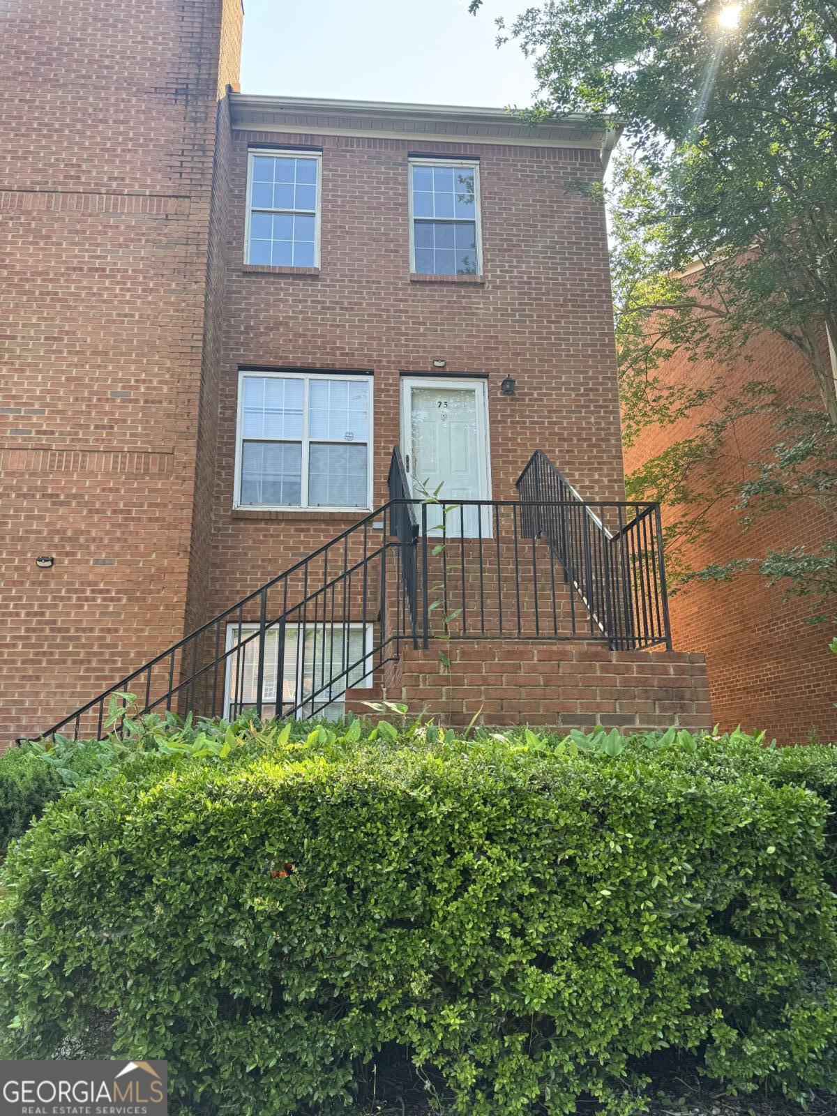 SPACIOUS FOUR SIDED BRICK HOME; GREAT LOCATION! ACCESSIBLE TO MAJOR SHOPPING CENTERS, NEW FLOORING IN THE SECOND & MAIN FLOOR.