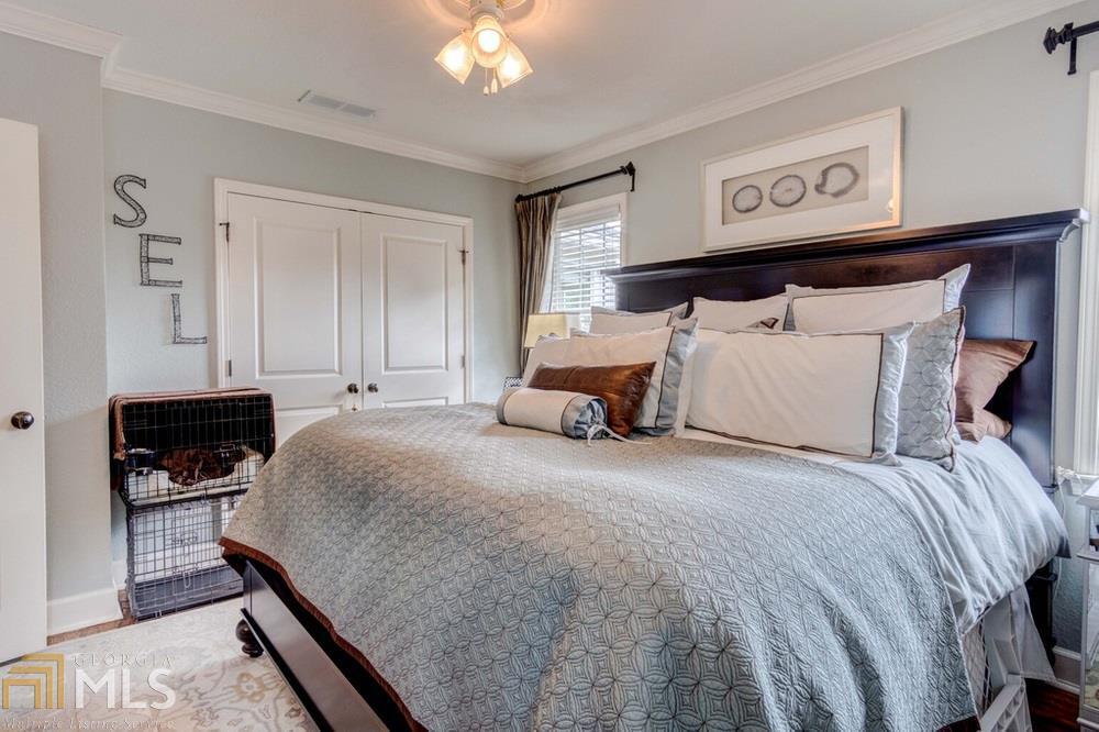 Waterside At Peachtree - Residential