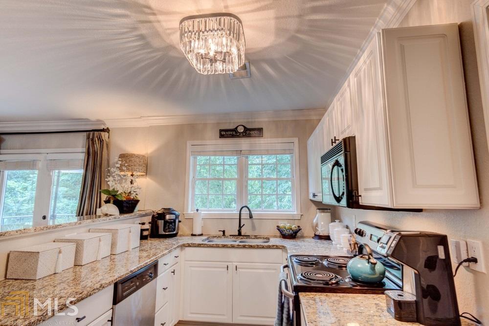 Waterside At Peachtree - Residential