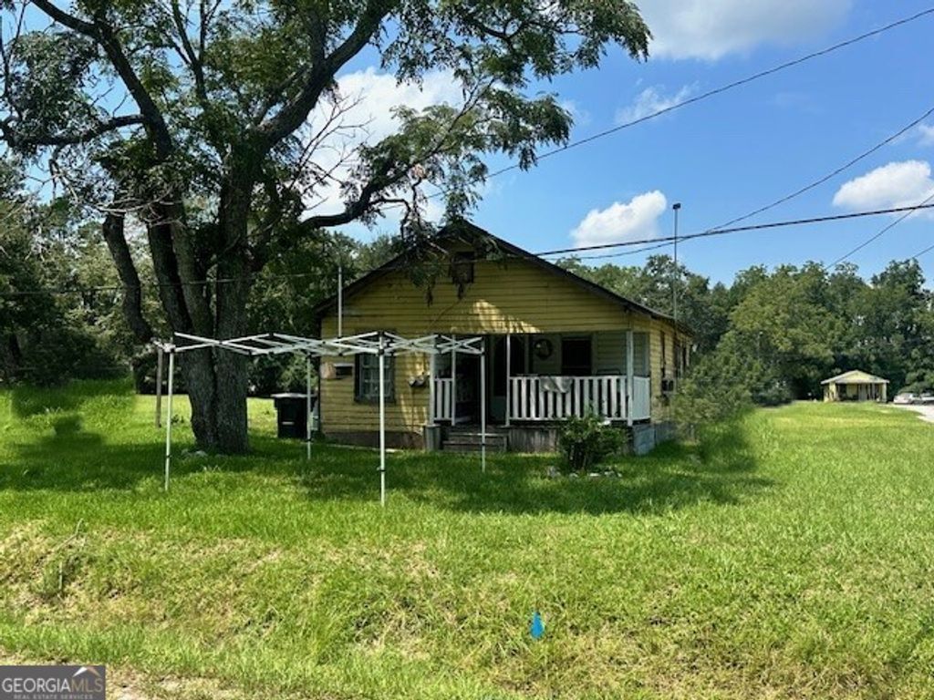 Photo of 401 North Avenue, Statesboro, GA 30458 (MLS # 10631687)