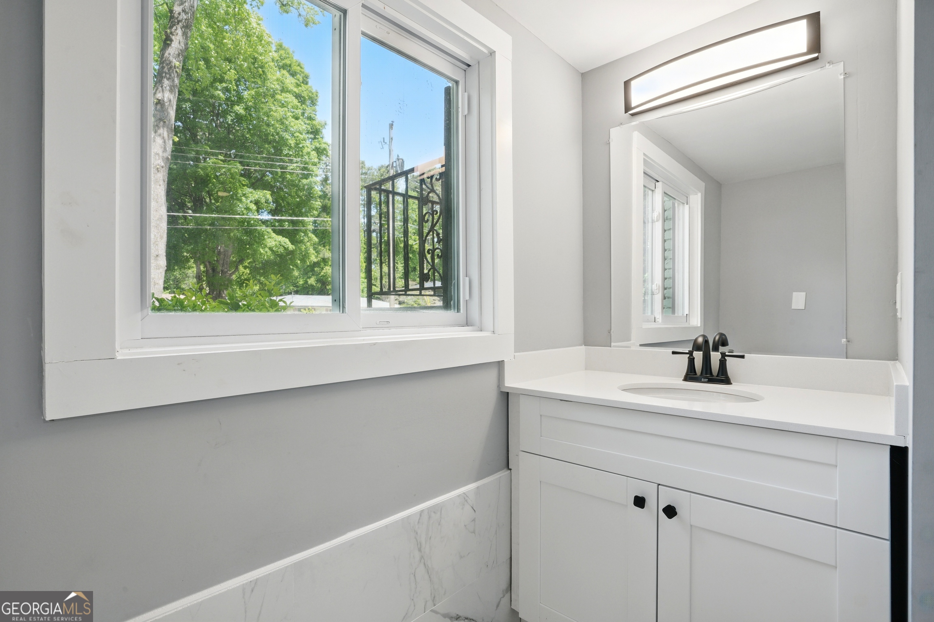 Decatur, Georgia 30032, United States, 4 Bedrooms Bedrooms, ,2 BathroomsBathrooms,Residential,Active,112603