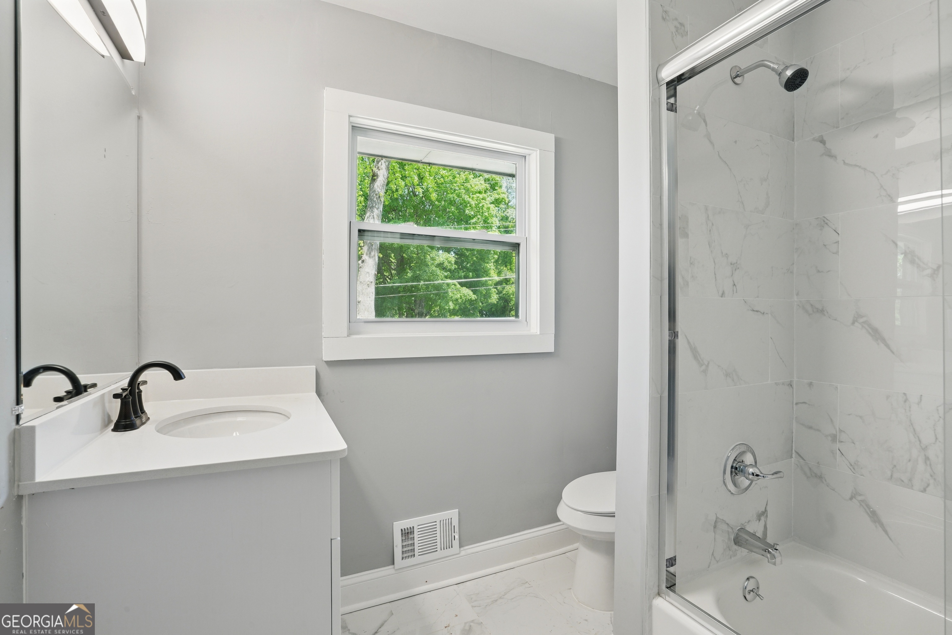 Decatur, Georgia 30032, United States, 4 Bedrooms Bedrooms, ,2 BathroomsBathrooms,Residential,Active,112603