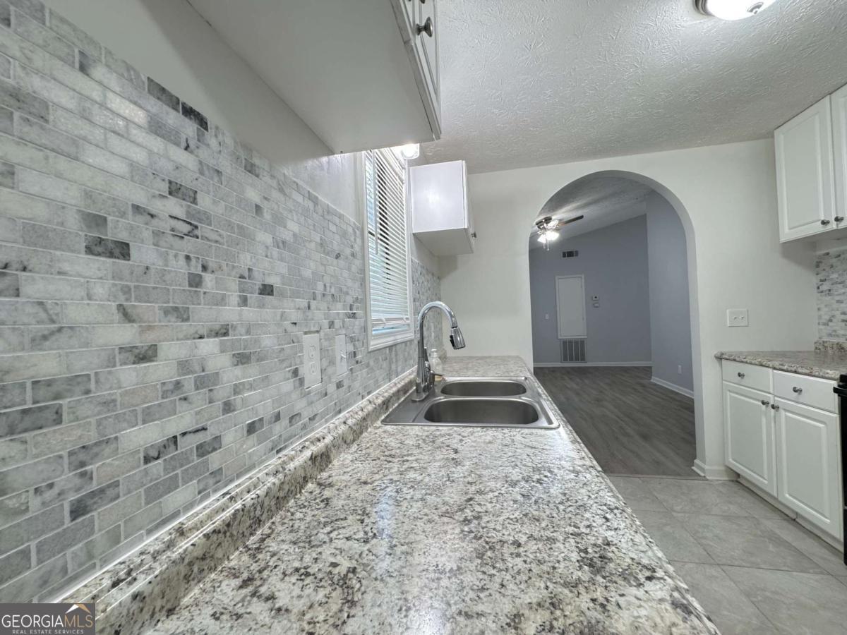 Riverchase - Residential