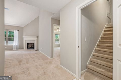 Single Family Residence in Loganville GA 4292 Beaverton Circle 7.jpg