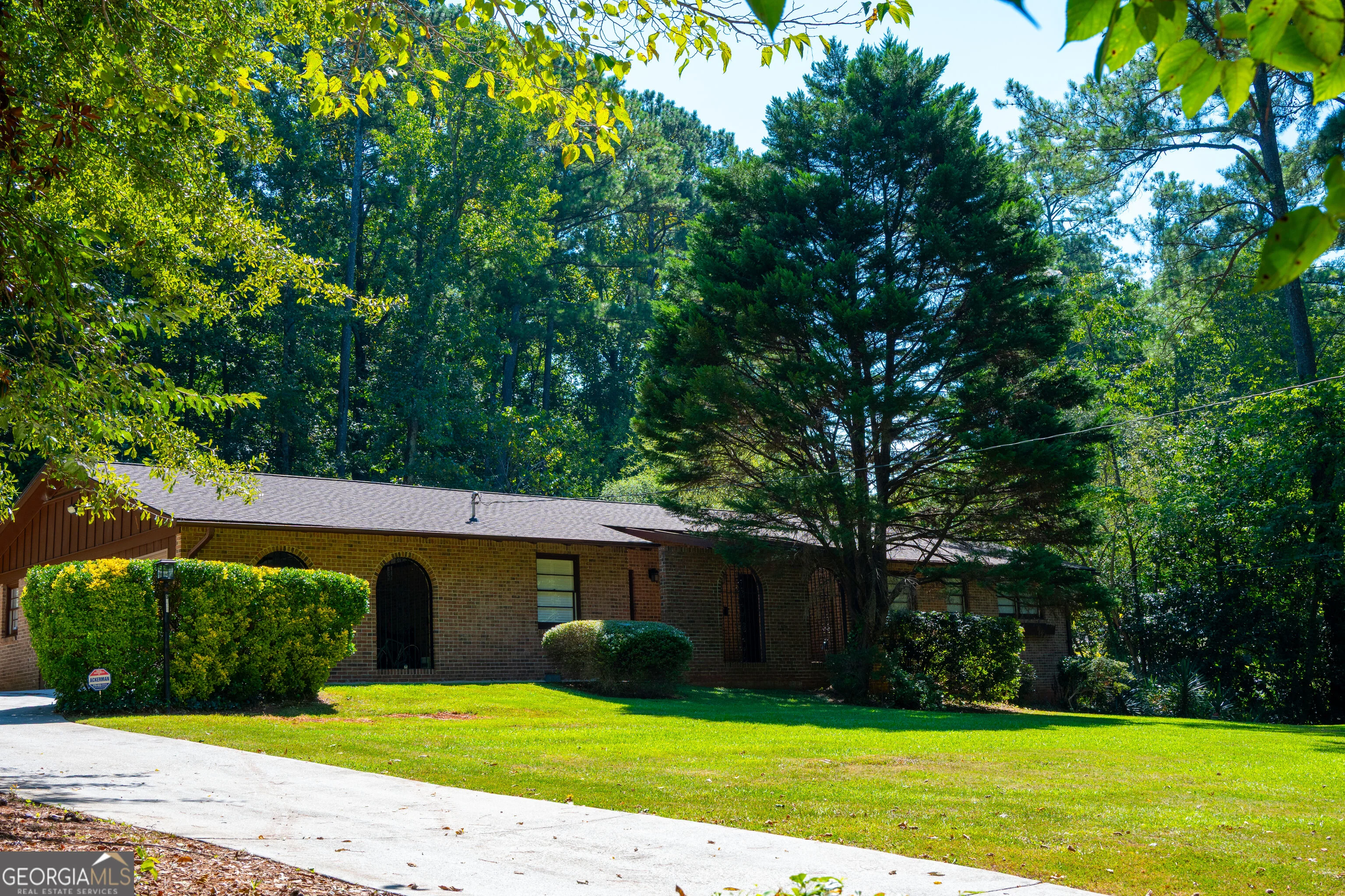 5428 Smoke Rise Drive