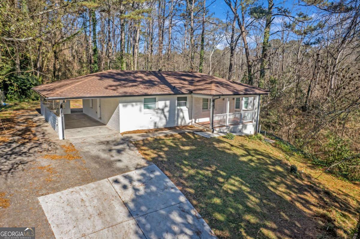 344 E RHINEHILL RD SE