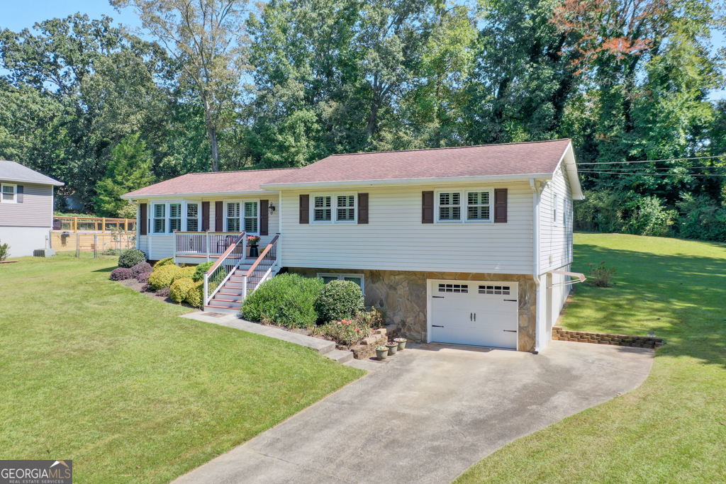 6884 Sky Lane DR