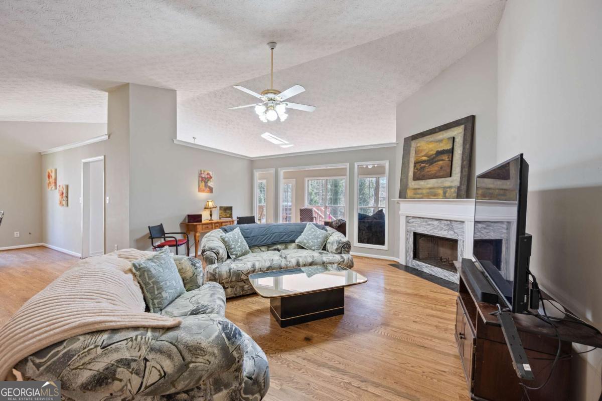 2994 Hickory Run CIR