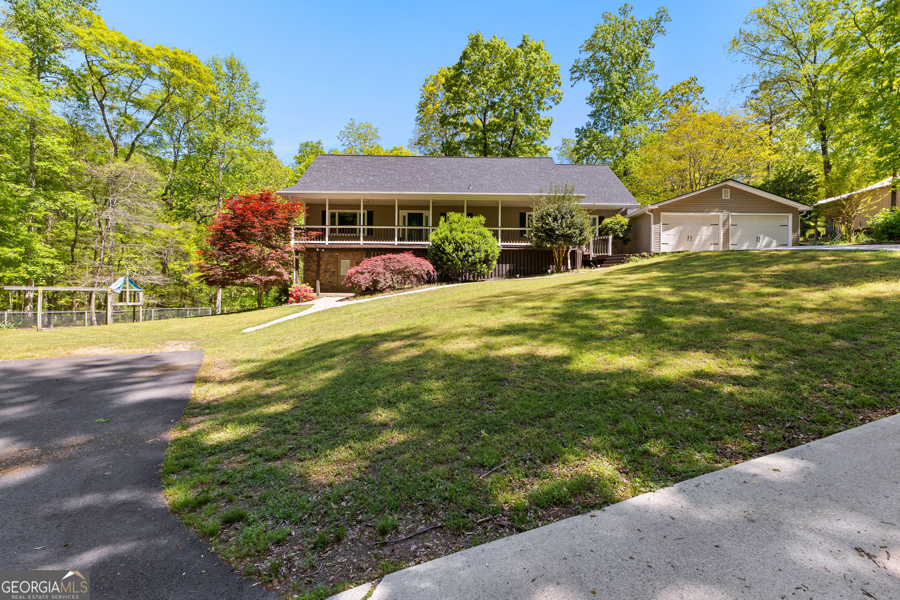 335 Winding Stream TRL