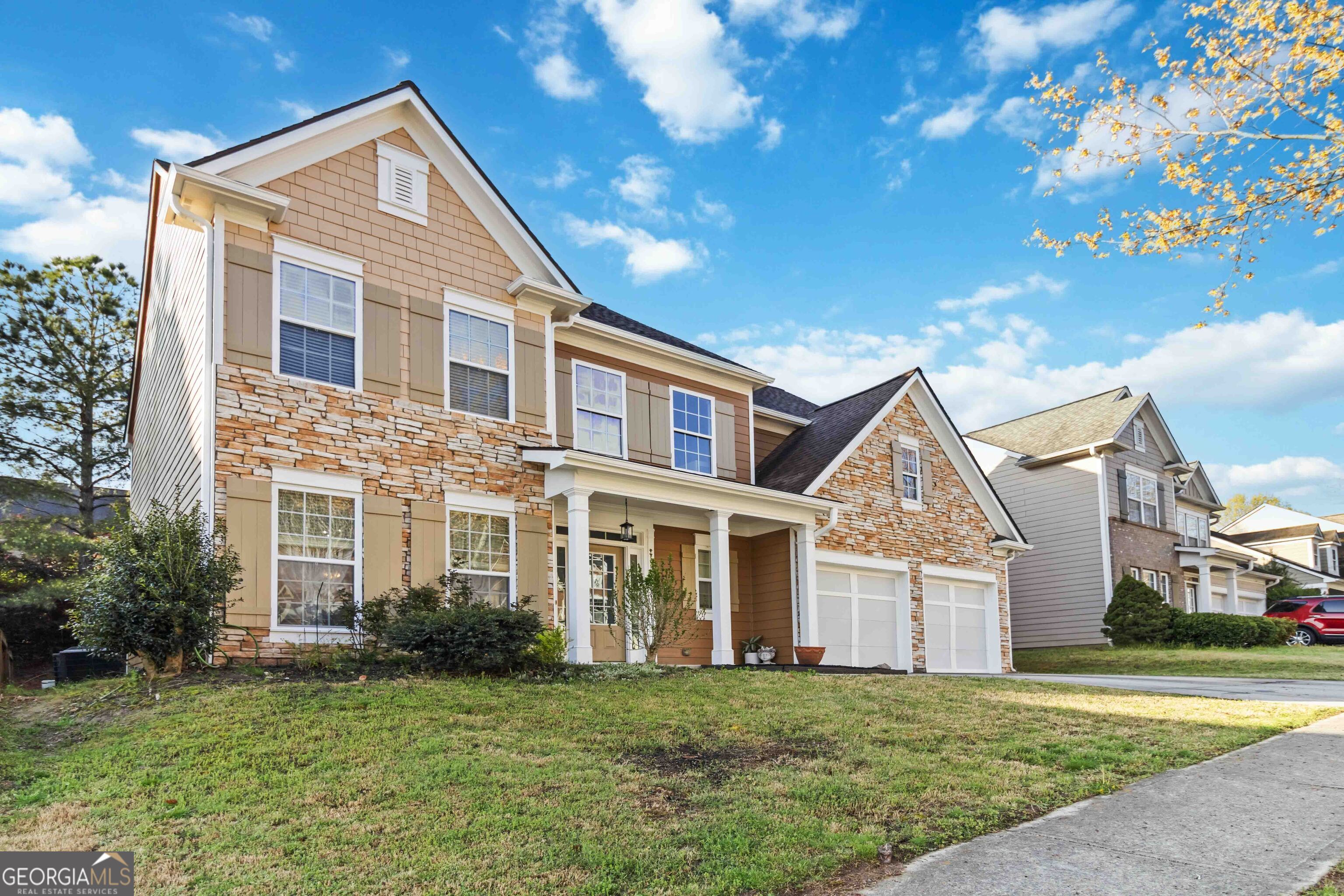 2319 White Alder DR