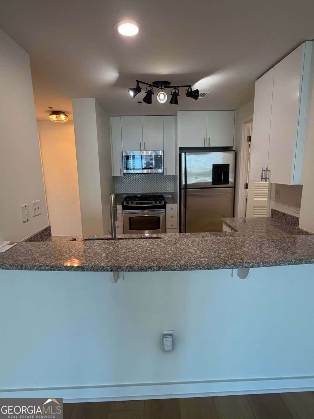 Photo of 3338 Peachtree Road NE #1106, Atlanta, GA 30326 (MLS # 10813995)