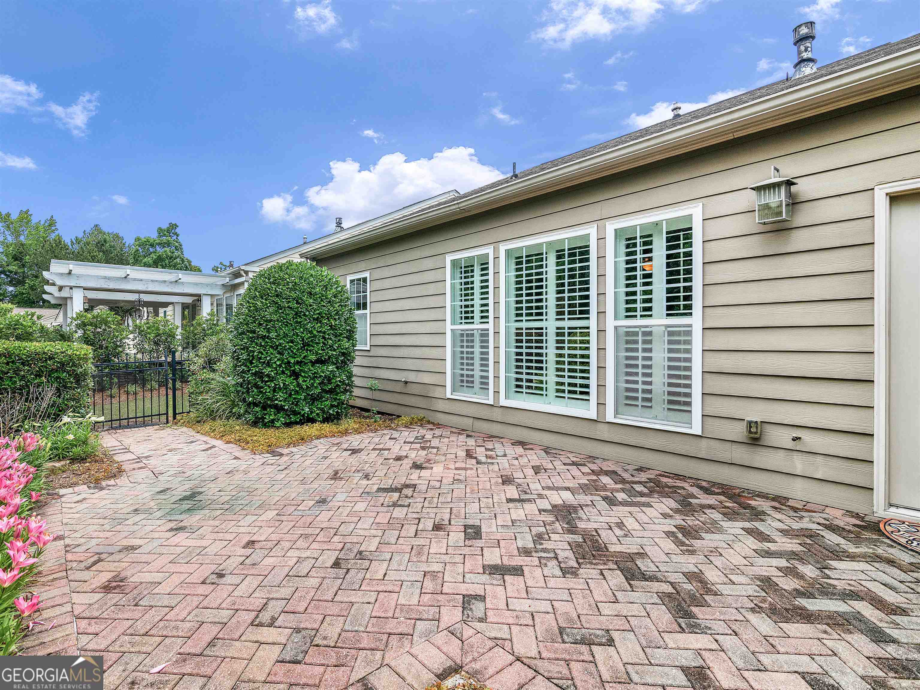 111 Starflower DR