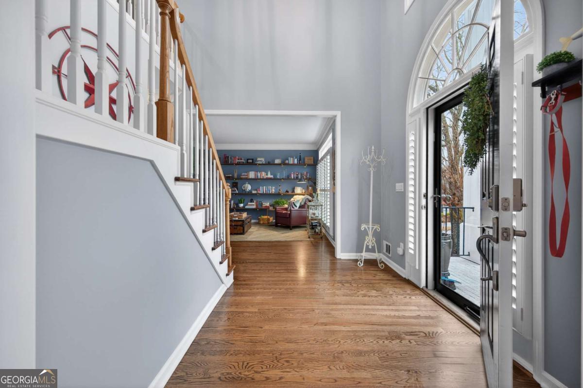 555 White Ridge TRCE