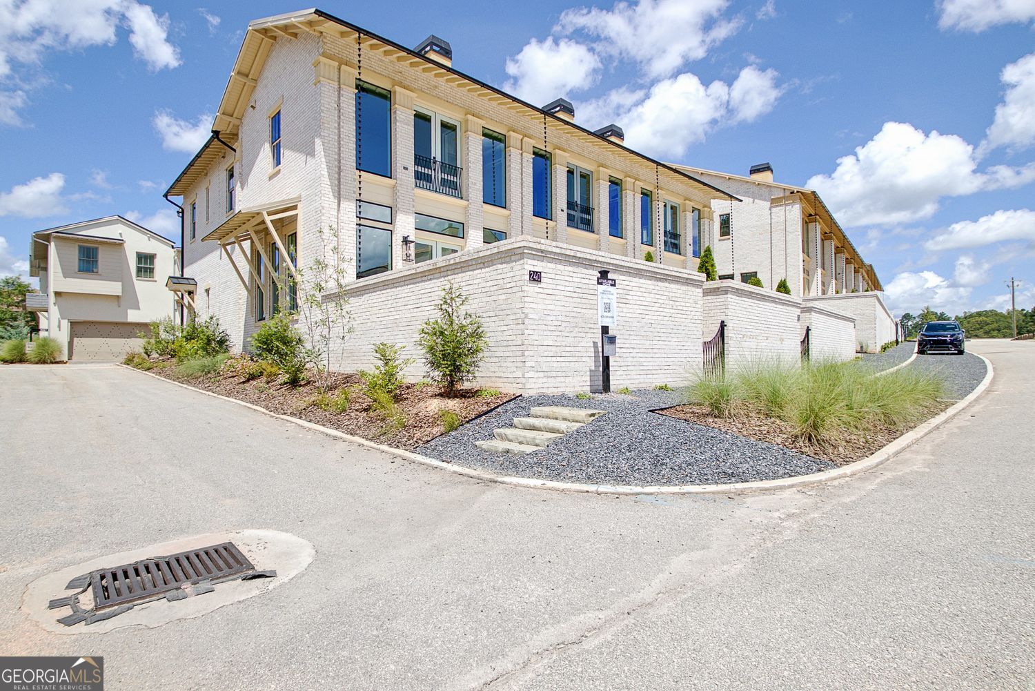 240 Rolison WAY
