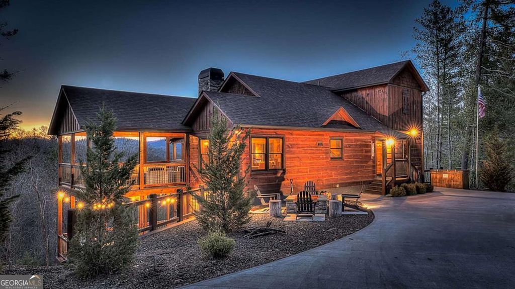 Photo of 6 Pontoosuc Drive, Mineral Bluff, GA 30559 (MLS # 10700033)