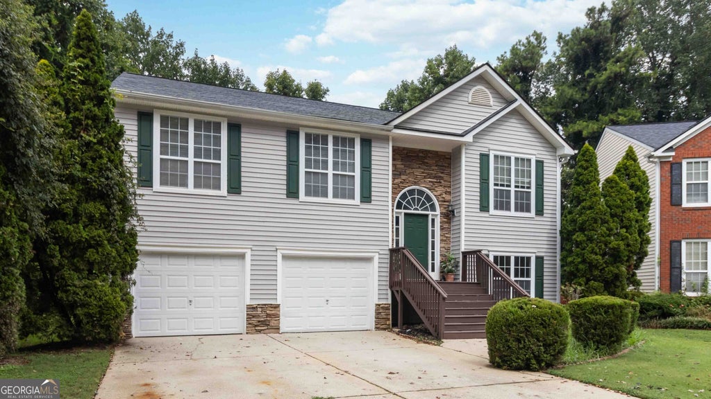Photo of 1970 Ridgestone Run SW, Marietta, GA 30008 (MLS # 10842240)