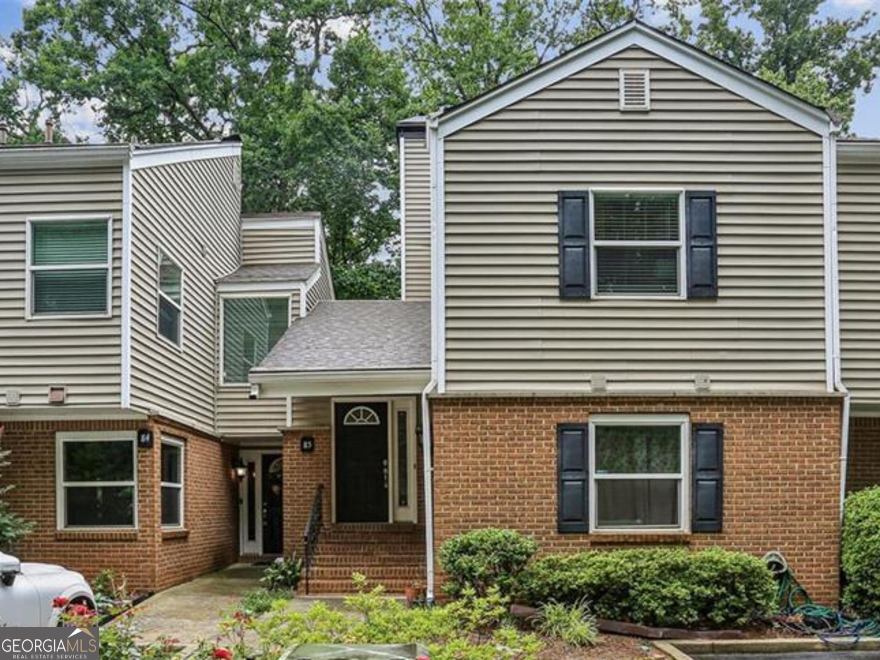 85 Dunwoody Springs DR