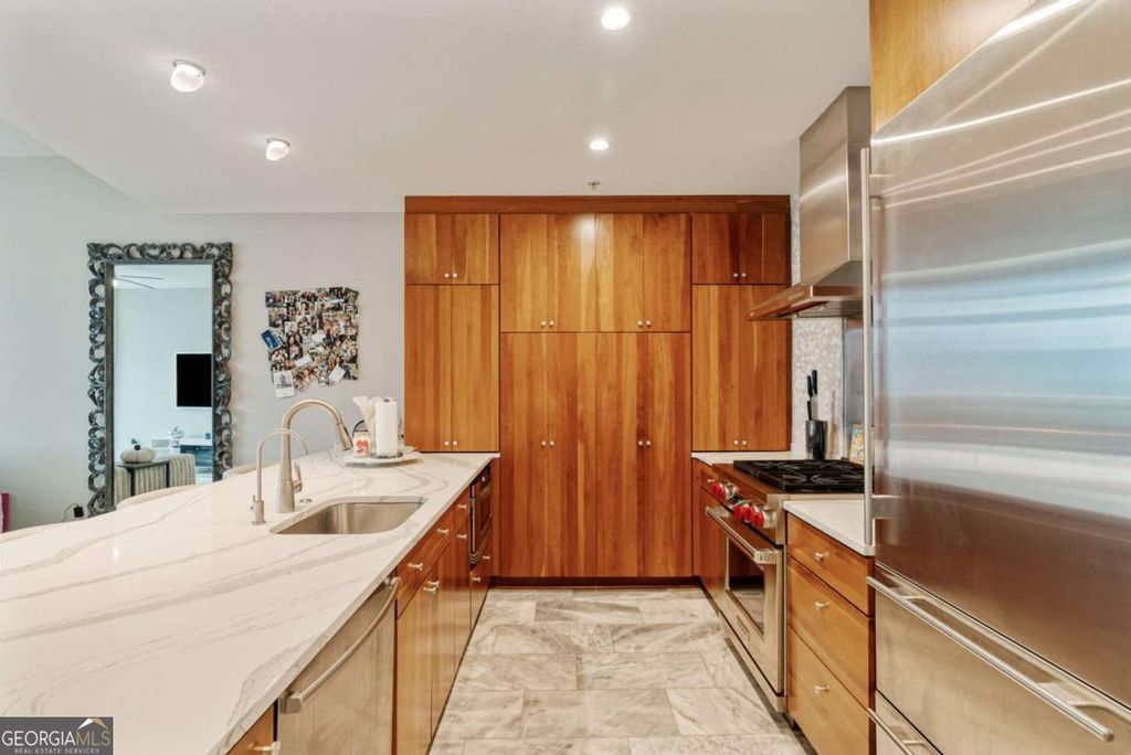 Photo of 3325 Piedmont Road NE #1709, Atlanta, GA 30305 (MLS # 10676188)