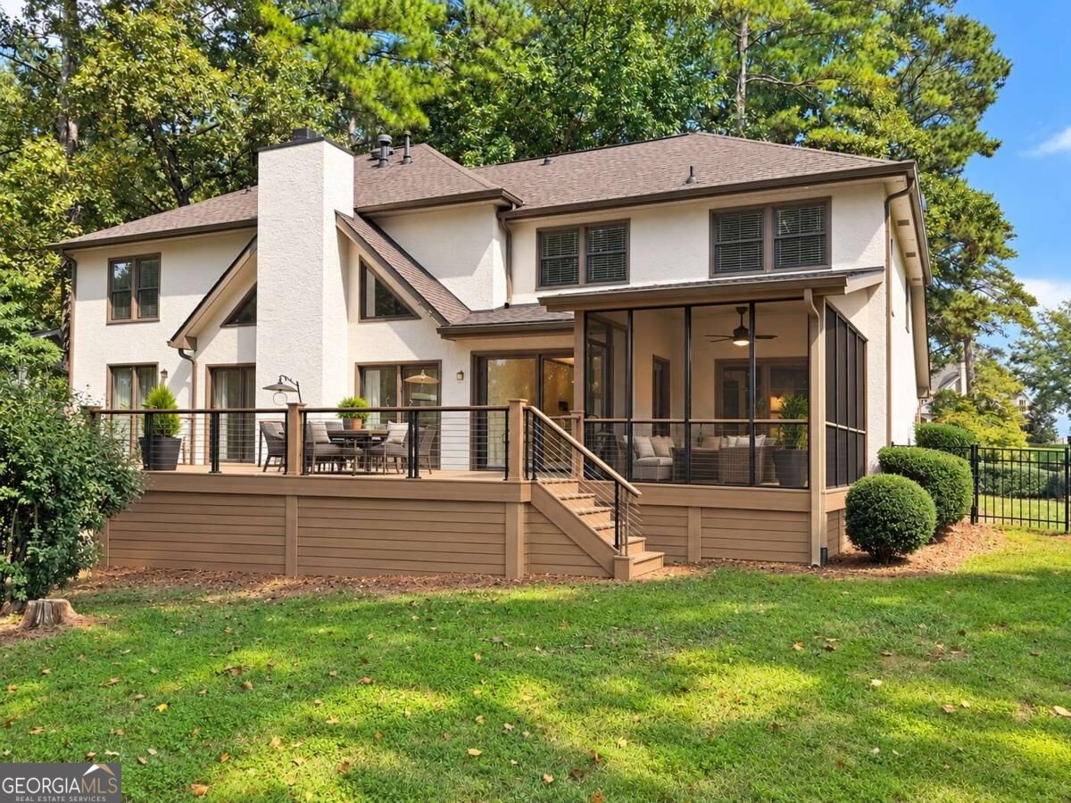 2225 Roxburgh DR