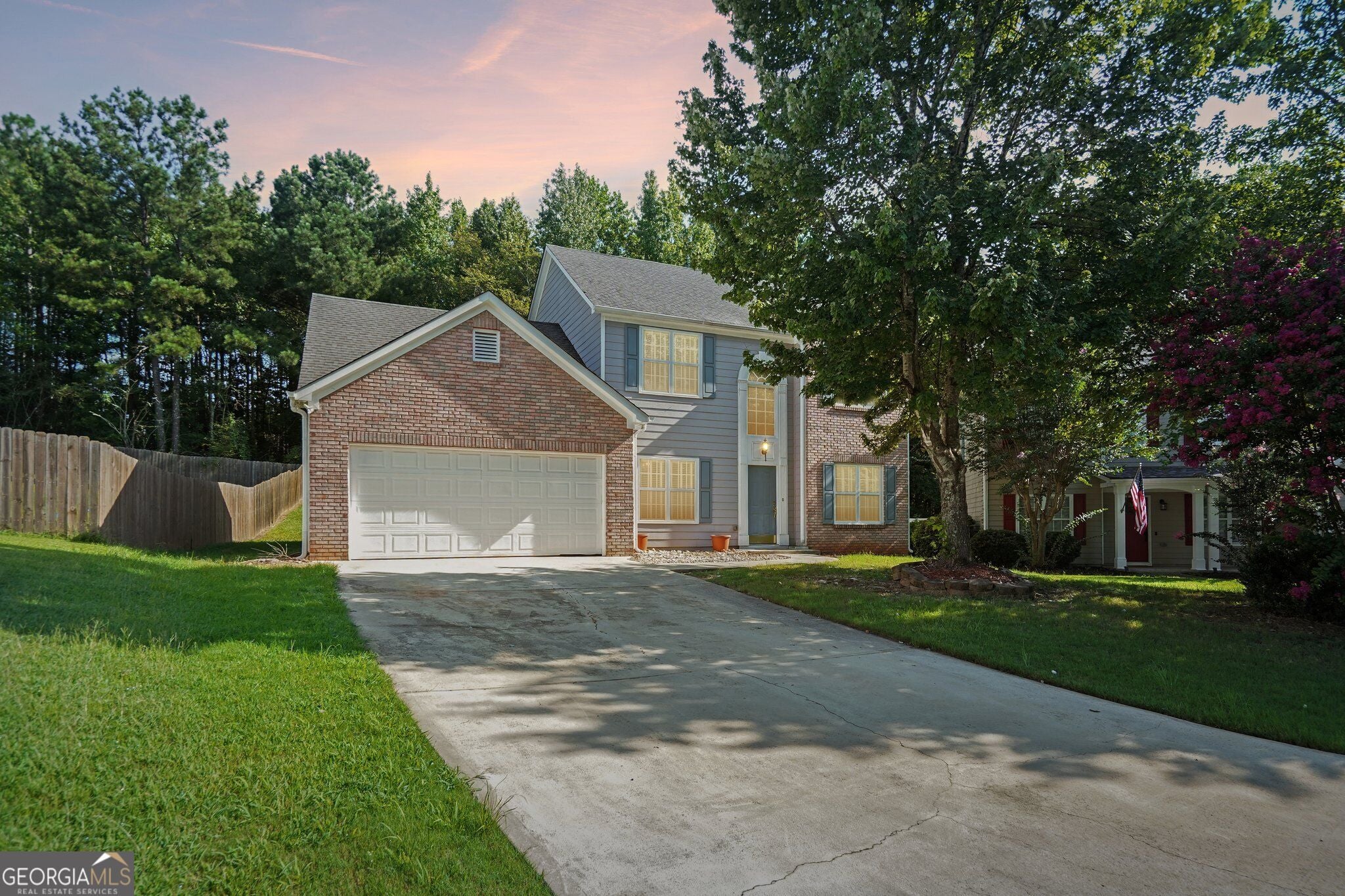 382 SILVERTHORN DR