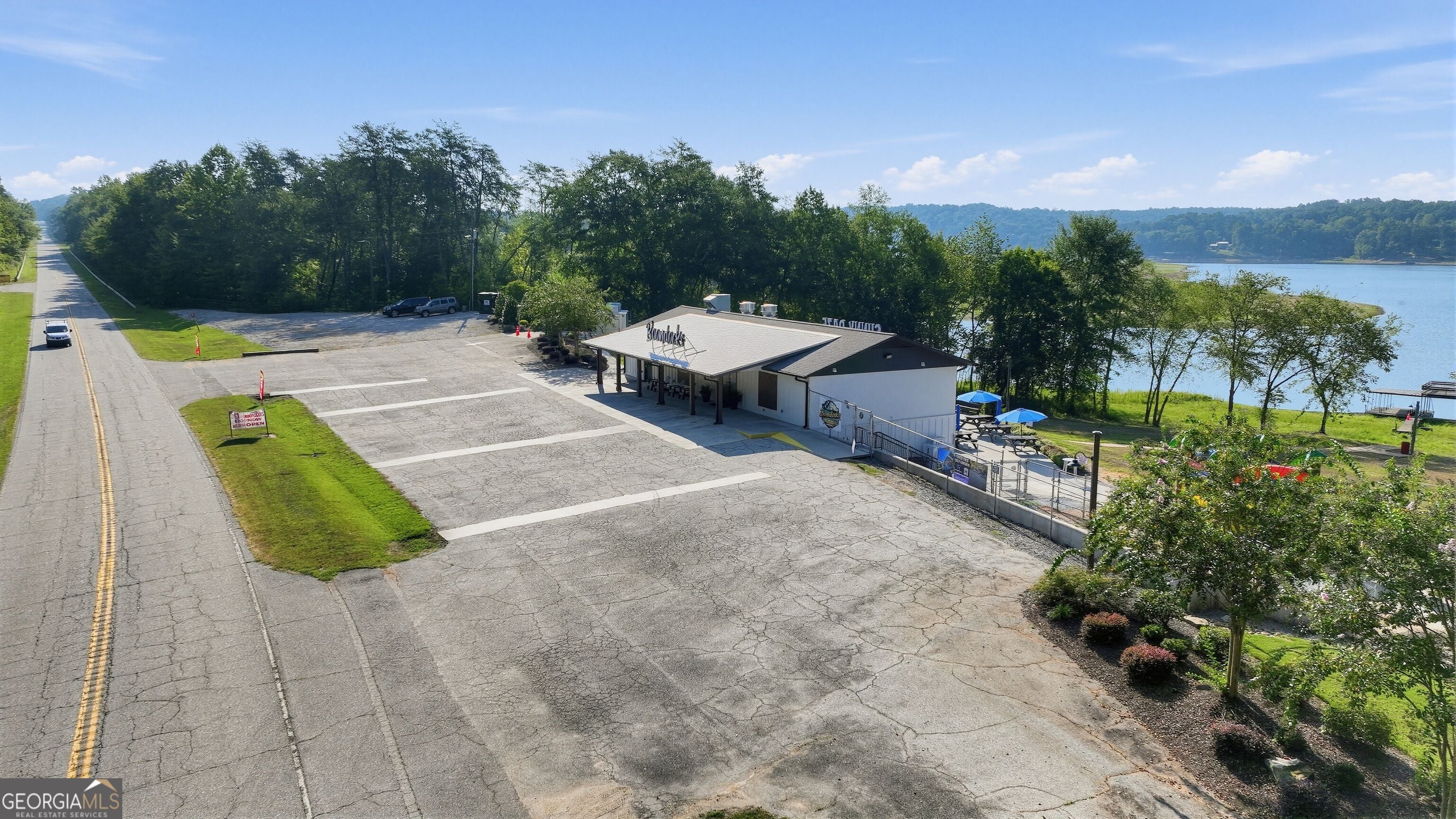 8835 Toccoa Highway
