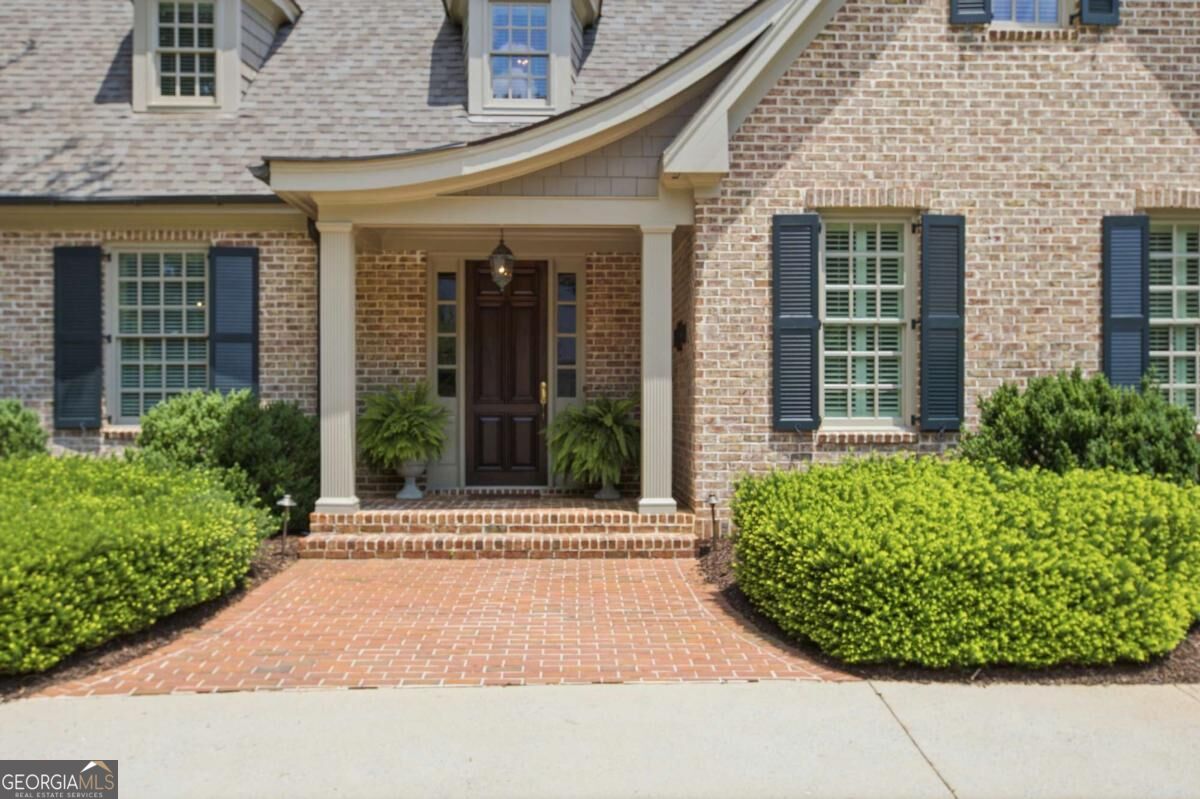 221 Hamilton RD