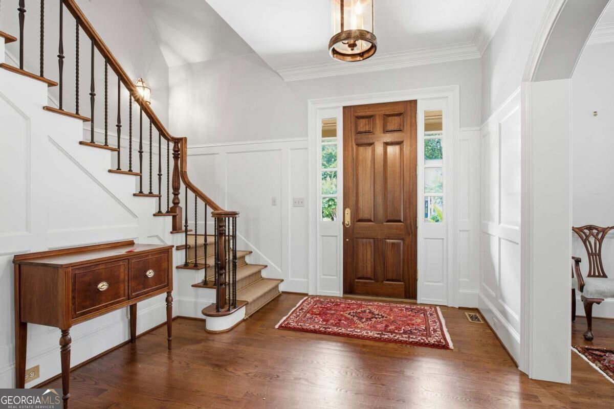 221 Hamilton RD