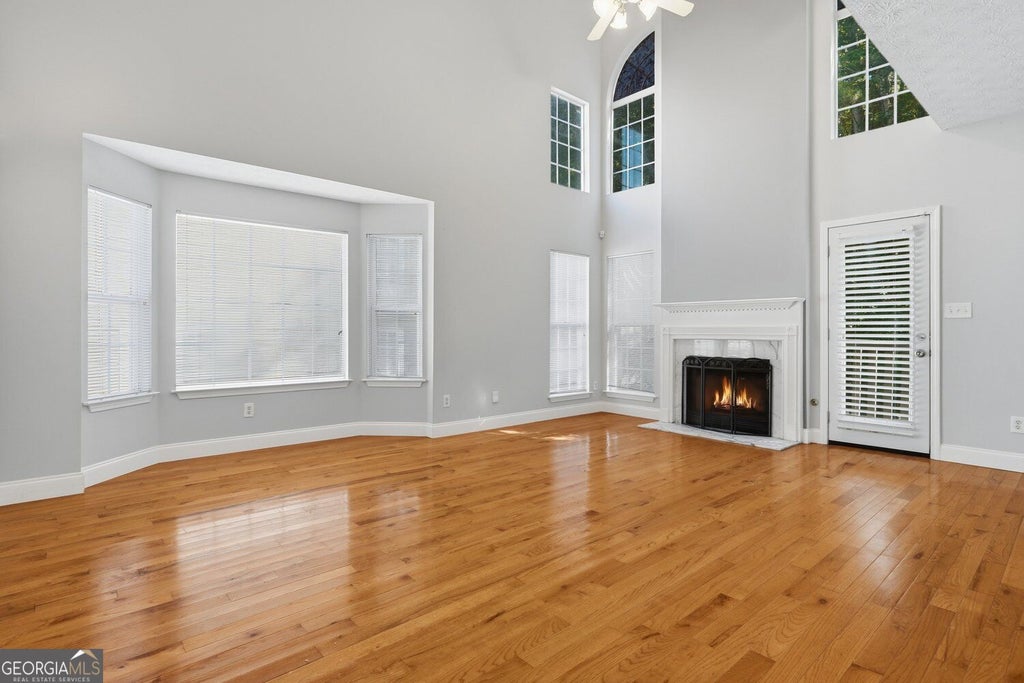 Photo of 2462 Valley Cove Drive, Duluth, GA 30097 (MLS # 10868466)