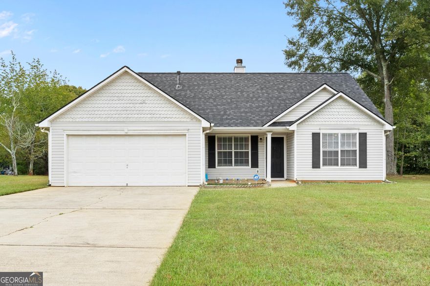 Adorable recently Renovated Ranch in 2022  with white cabinets, solid surface counters & tile backsplash, beautiful LVP flooring throughout, Baths were updated as well with High vanity solid surface counters Oversized shower with new fixtures! Low Maintenace Exterior,  Level Lot, No HOA, sidewalk community. Convenient to Dining, Shopping, I-75 less than 2 miles, 1st Time Home Buyers,  THIS ONE IS A MUST SEE!
