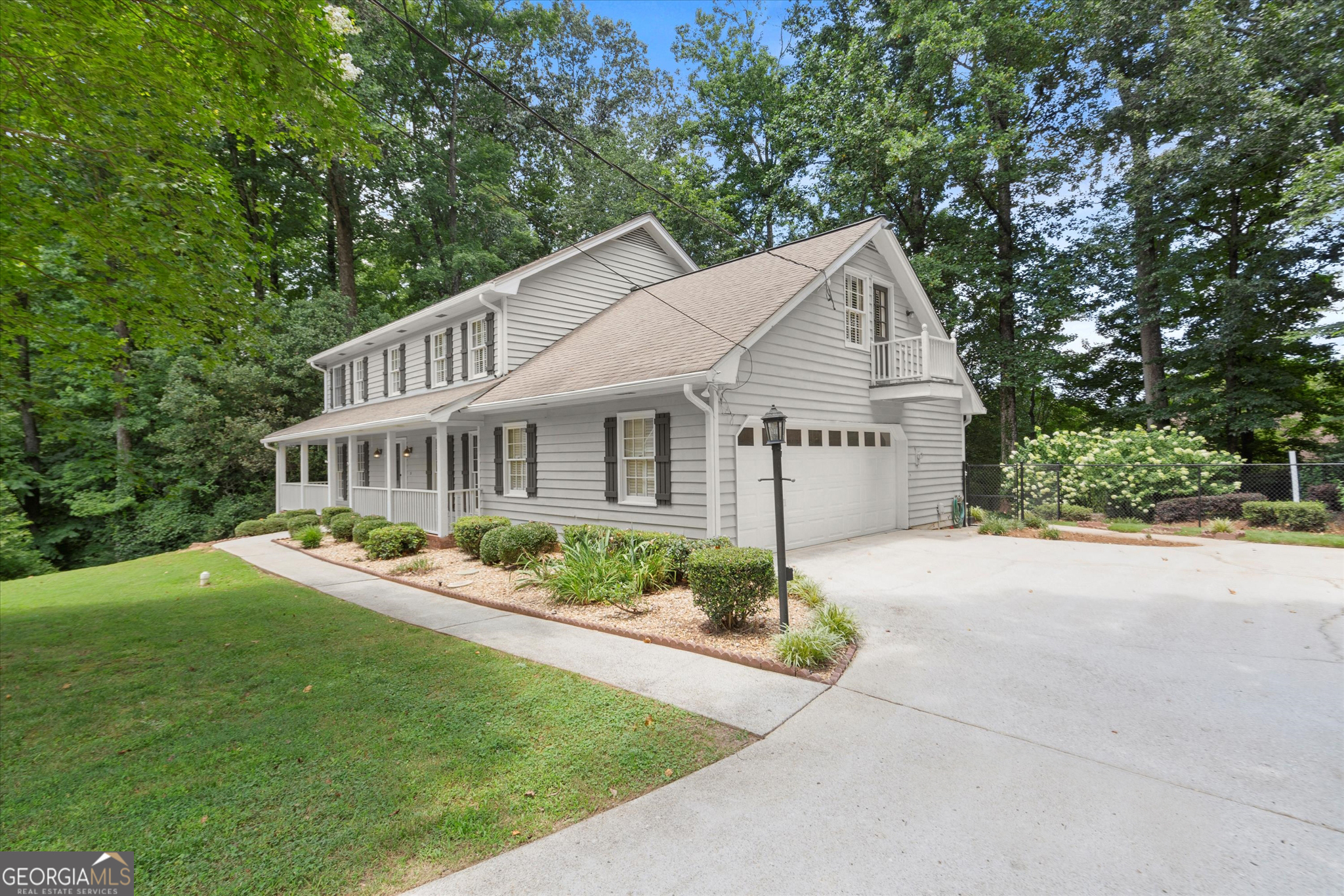 1408 Vernon Ridge Close