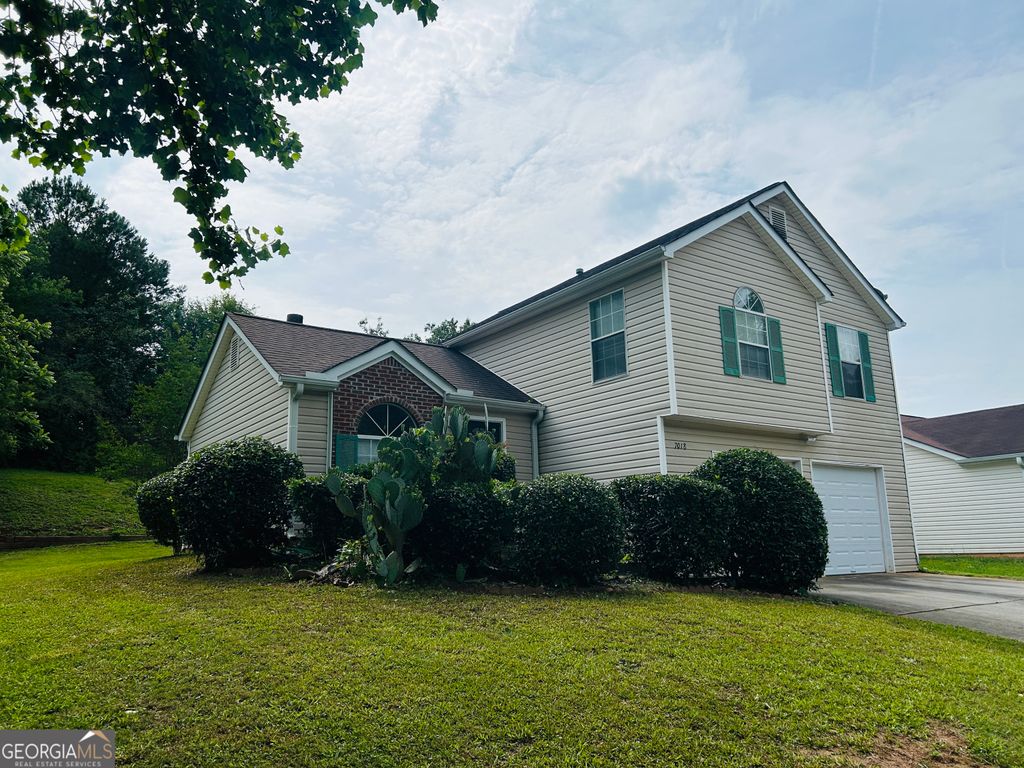 Photo of 7018 New Dale Road, Rex, GA 30273 (MLS # 10774298)