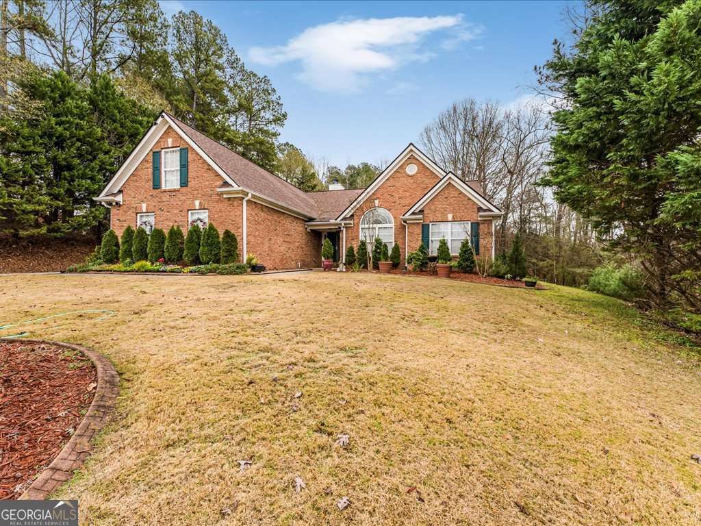 Photo of 402 Arbor Circle SW, Monroe, GA 30656 (MLS # 10662431)
