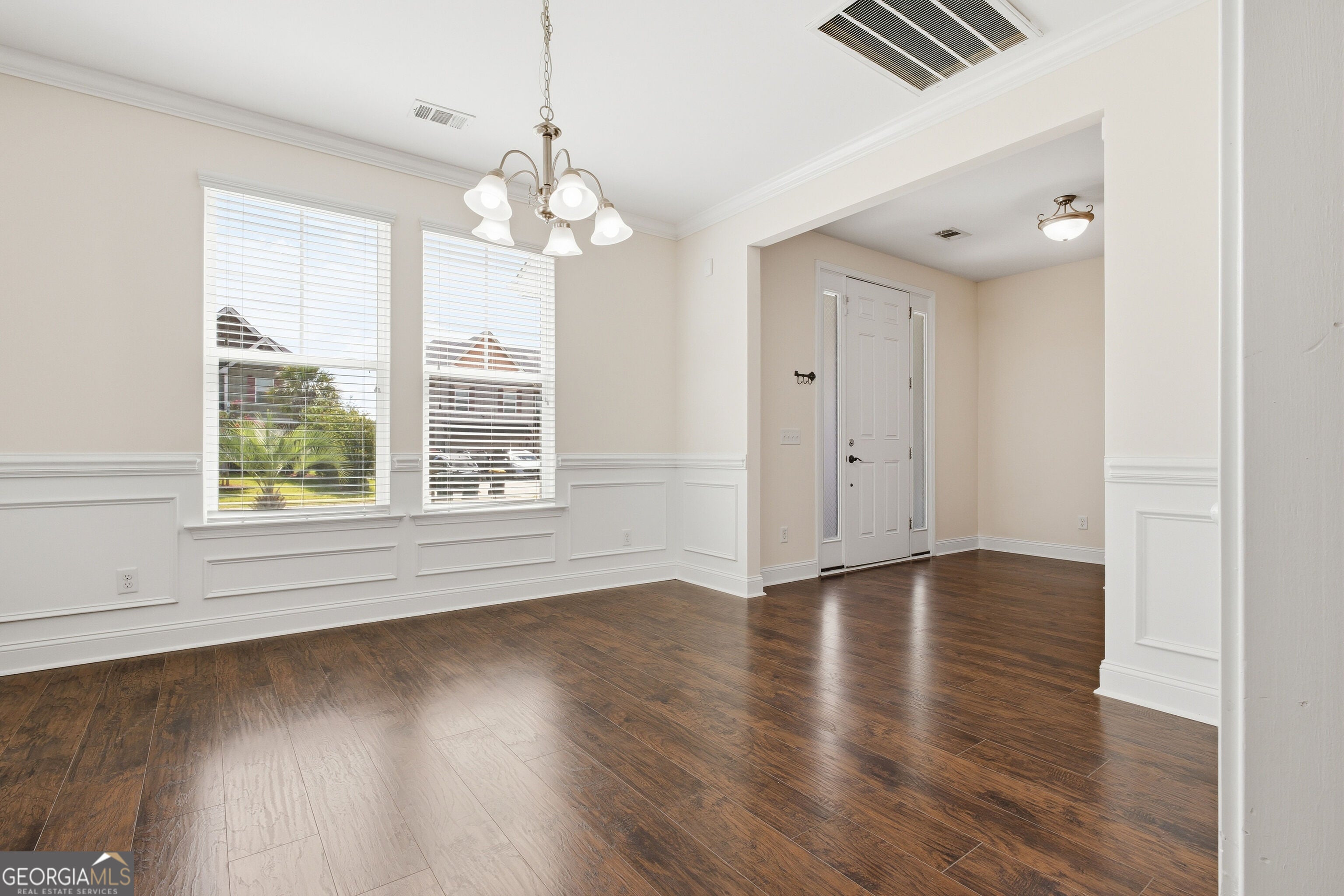105 Grimsby RD