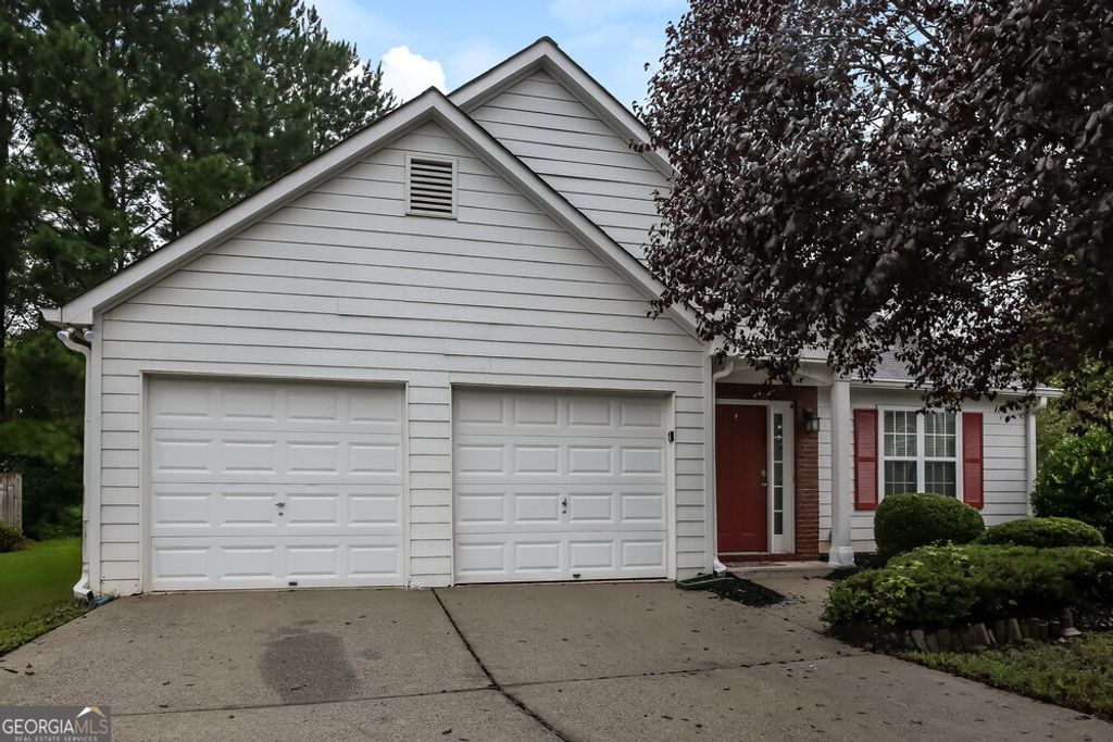 Photo of 3985 Vail Circle NW, Acworth, GA 30101 (MLS # 10659113)