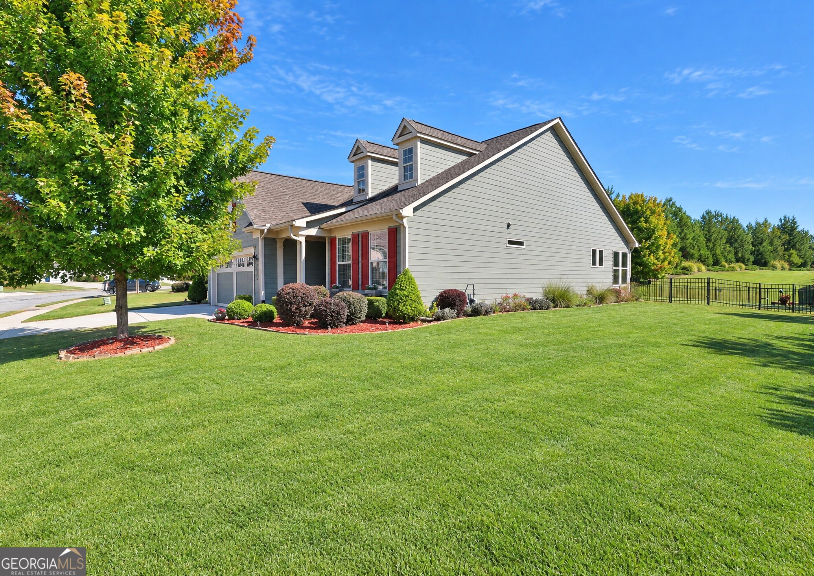 151 Iron Oak DR