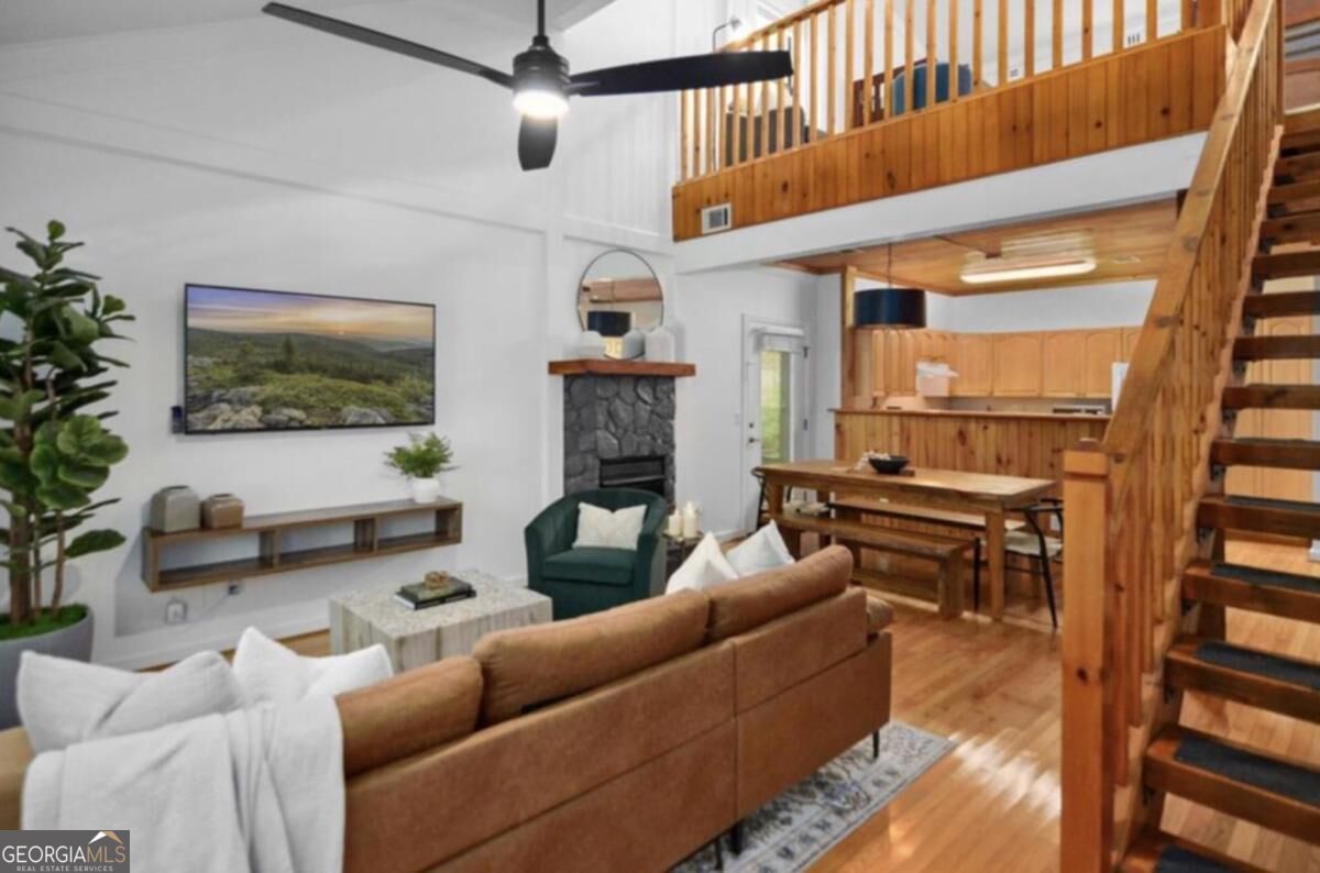 223 Mango CIR 632