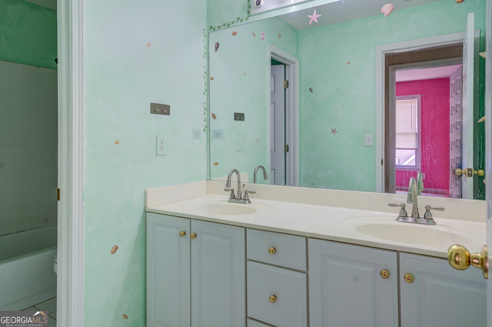 Highland Oaks - Residential