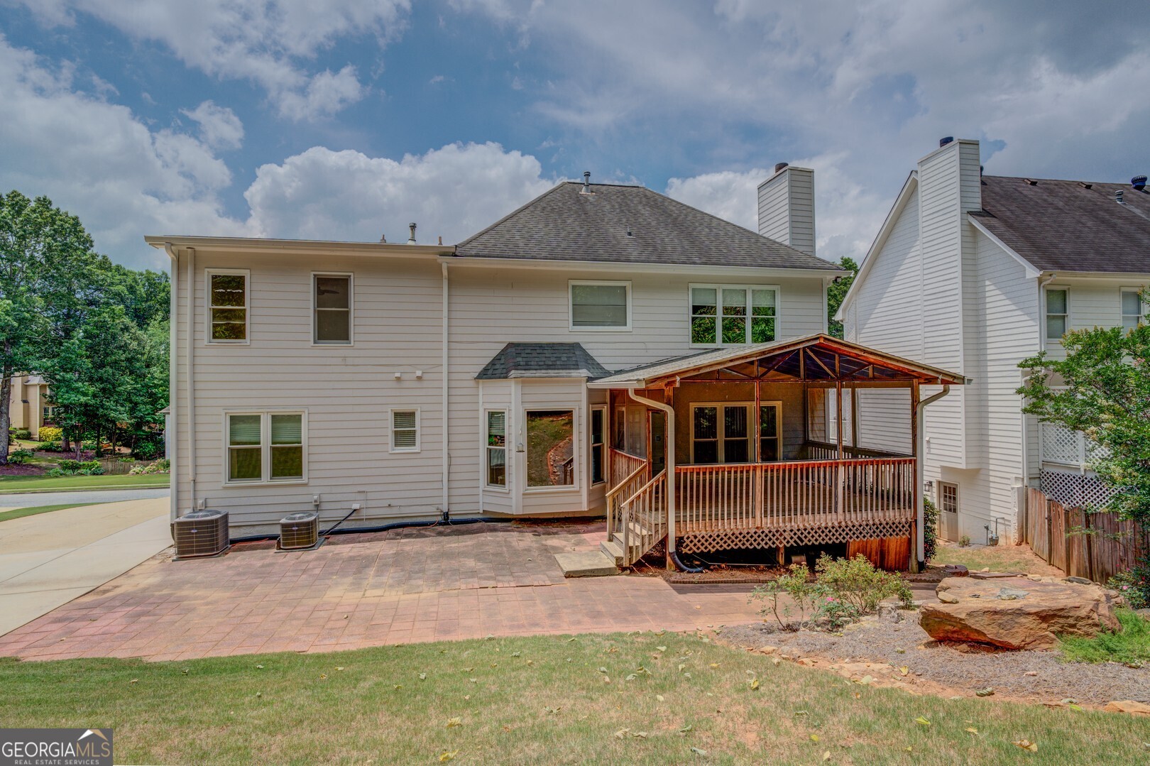 Highland Oaks - Residential