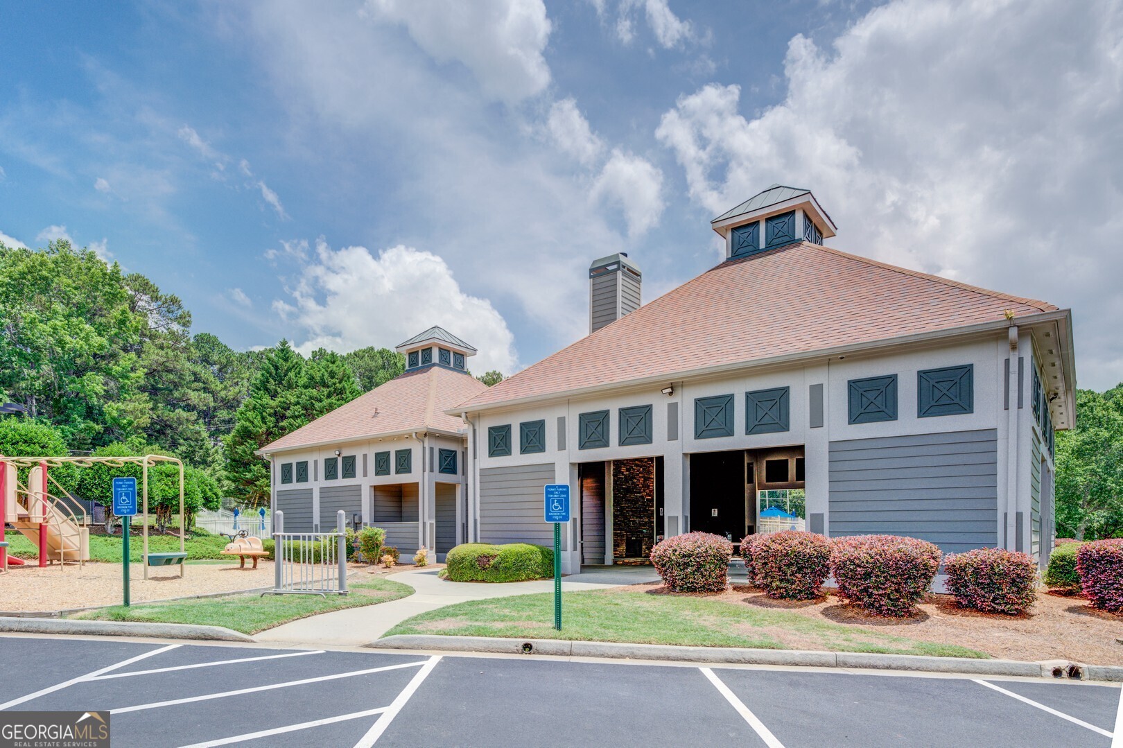 Highland Oaks - Residential