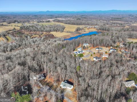 A home in Mount Airy