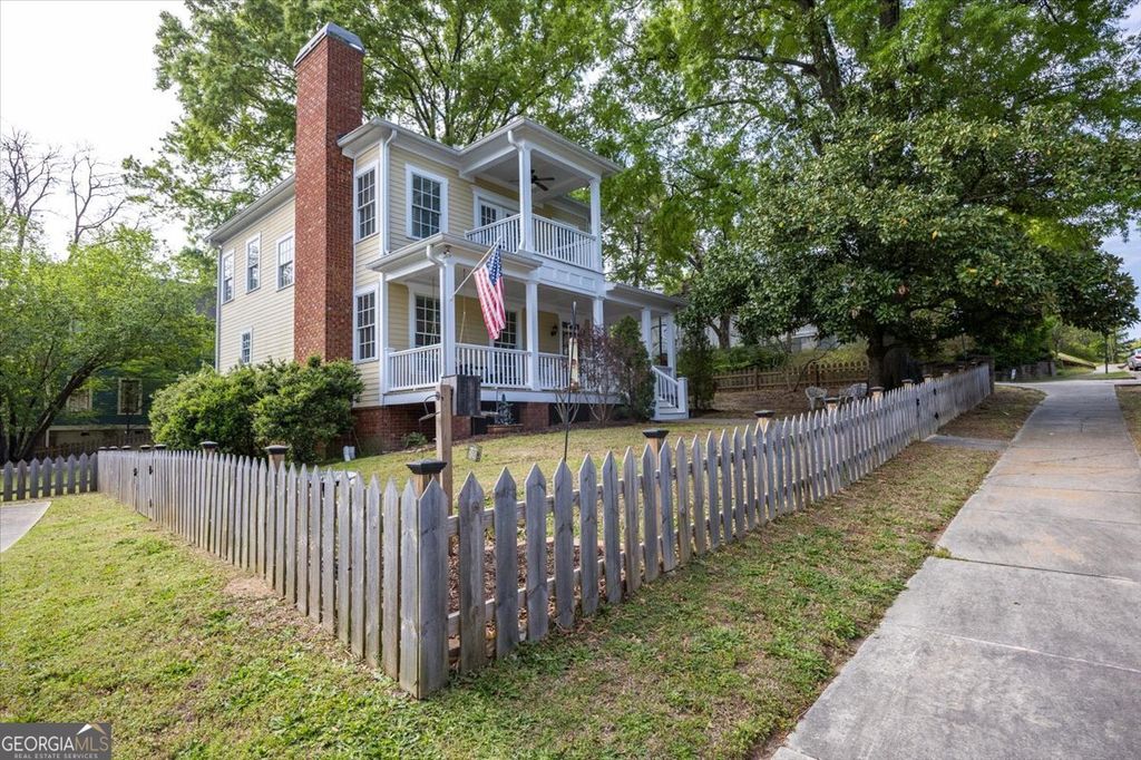 Photo of 1081 Ash Street, Macon, GA 31210 (MLS # 10724575)