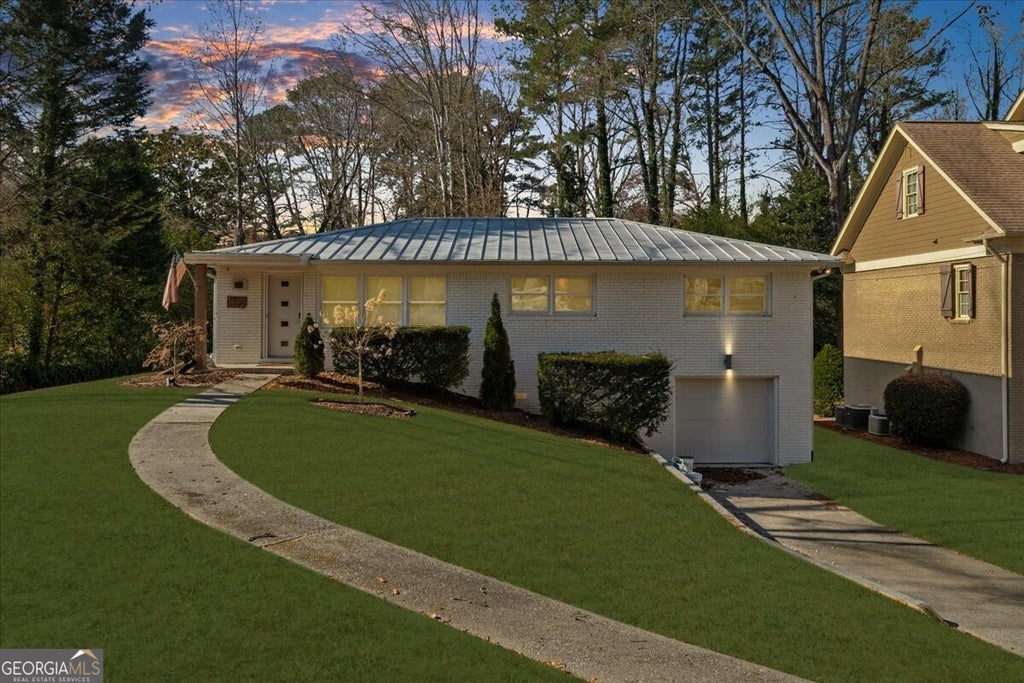 Photo of 2420 Cove Circle NE, Brookhaven, GA 30319 (MLS # 10785963)