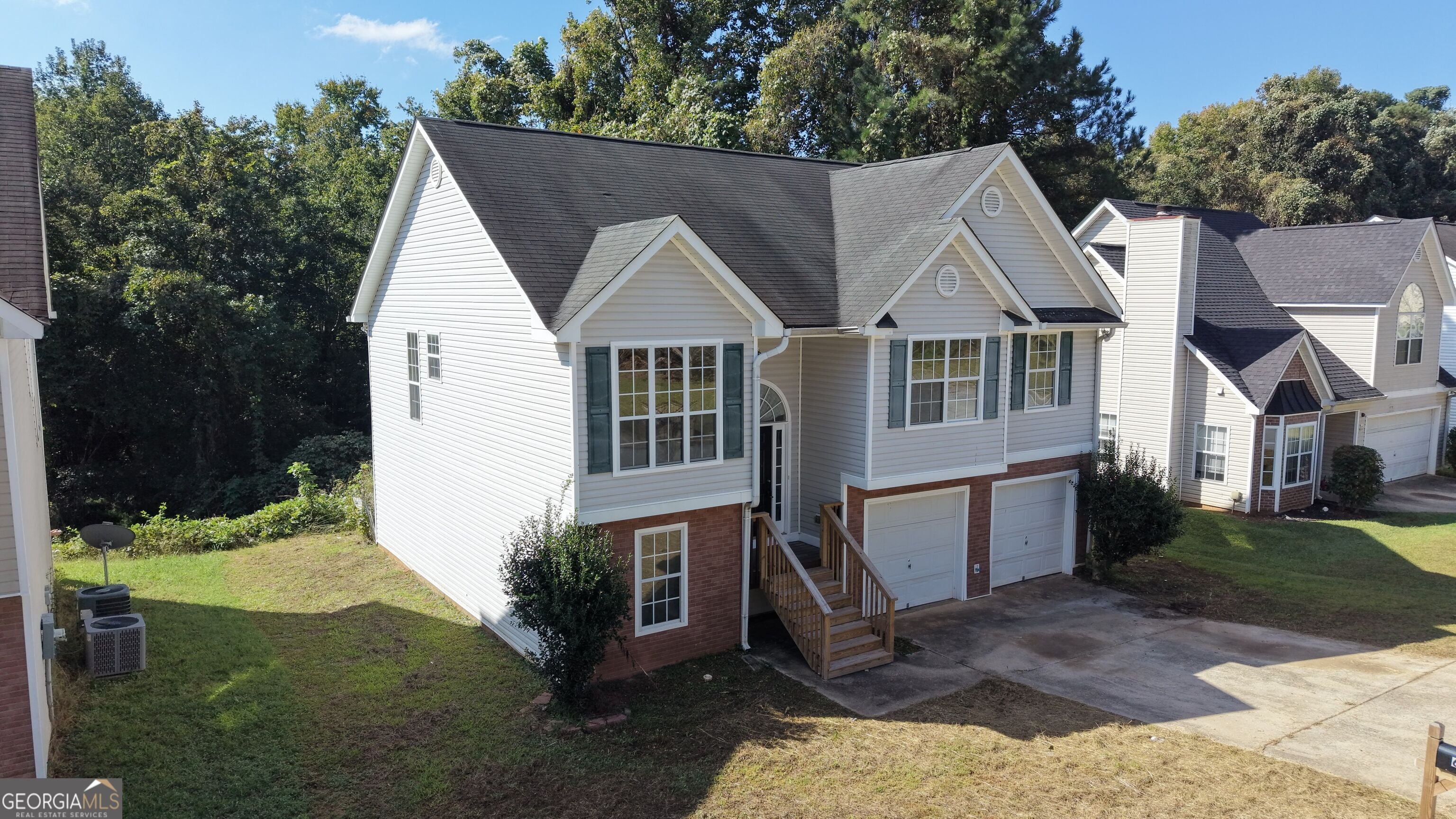 626 Sycamore DR