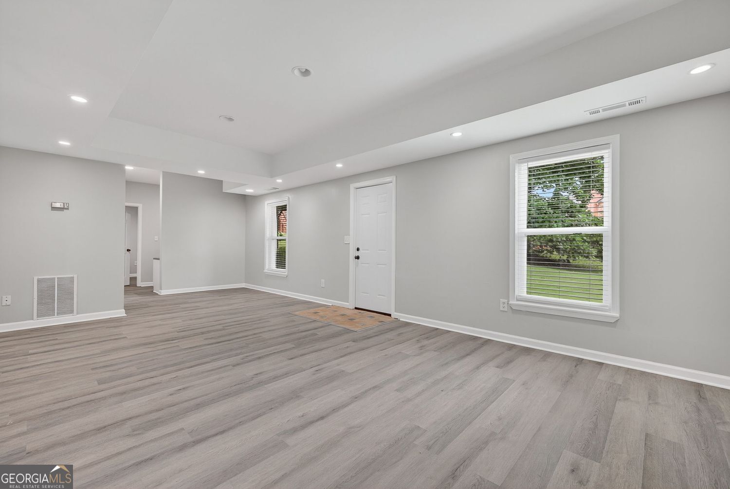 Stone Mountain, Georgia 30087, United States, 5 Bedrooms Bedrooms, ,4 BathroomsBathrooms,Residential,Active,225024