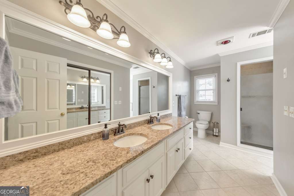 400 Davis Carnes LN NW