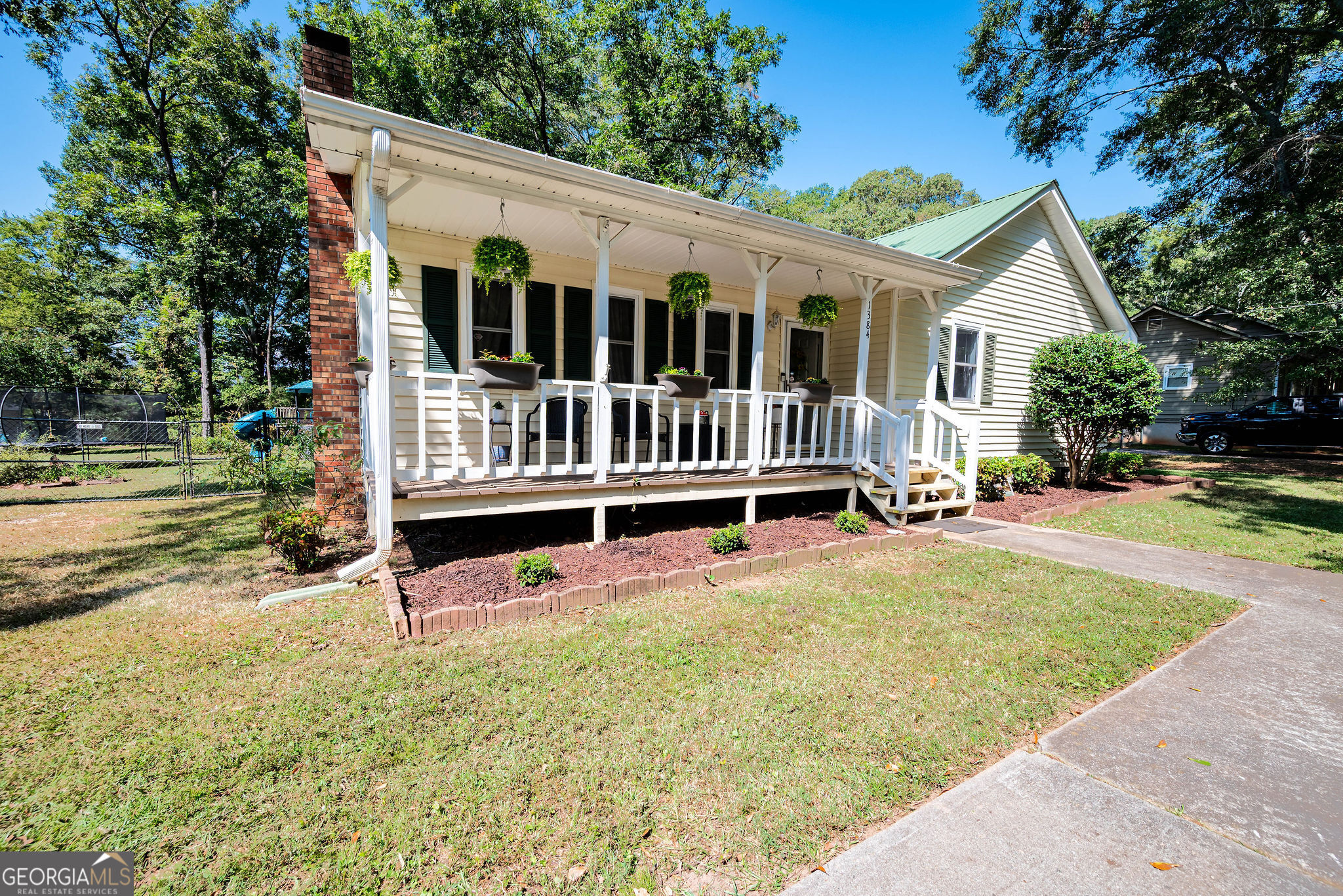 1384 Brookhaven DR NW