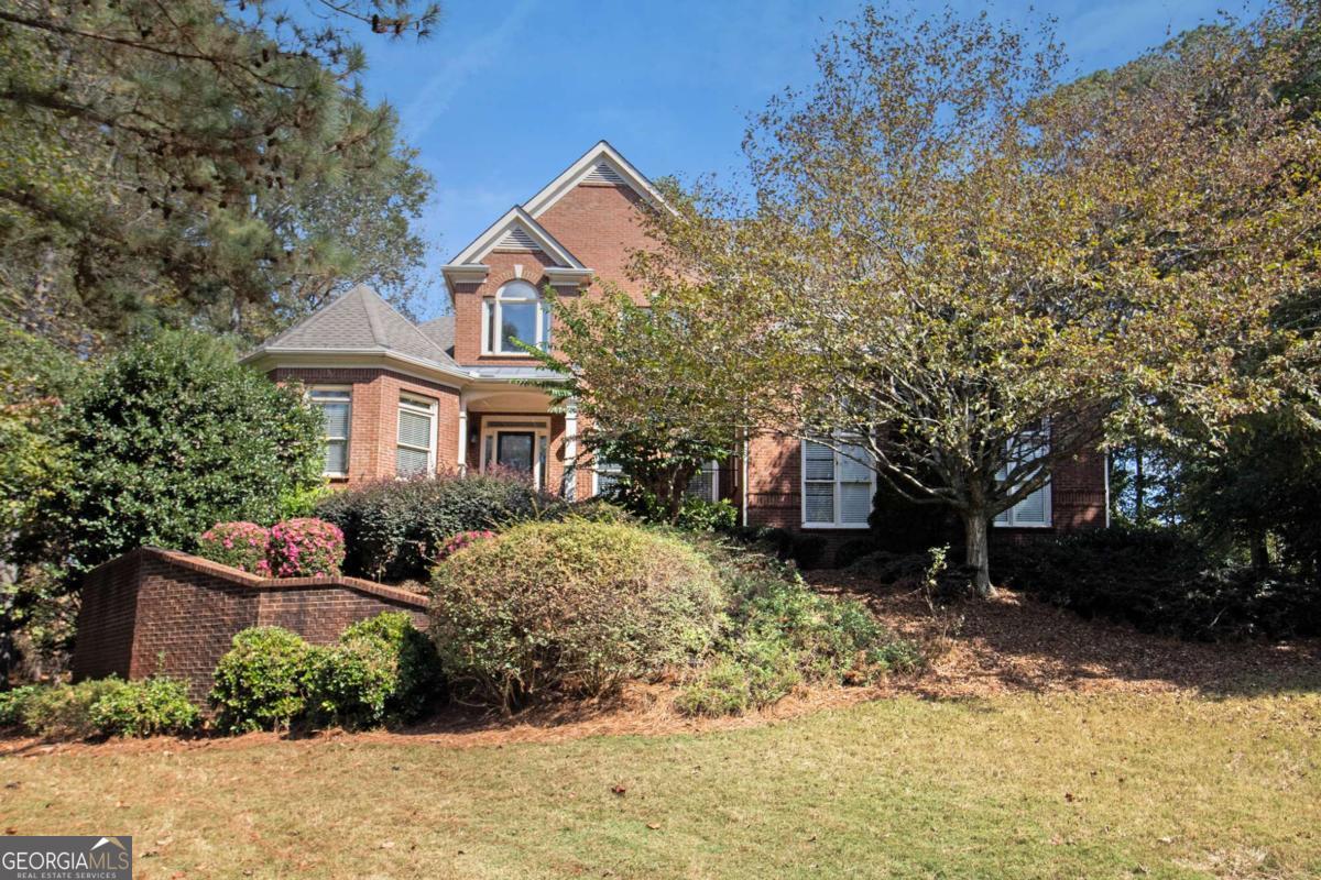 345 Lake Bend CT