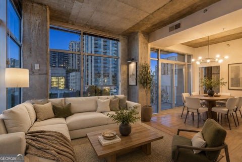 Photo of 250 Pharr Road NE #808, Atlanta, GA 30305 (MLS # 10780600)