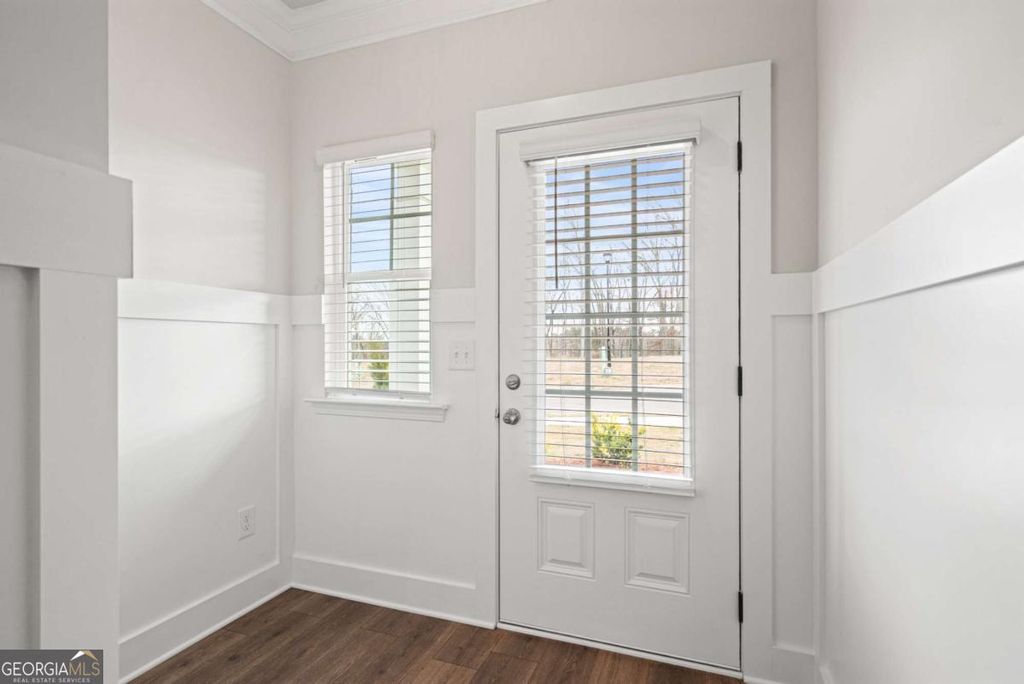 Photo of 5577 Keswick Drive, Flowery Branch, GA 30542 (MLS # 10725408)